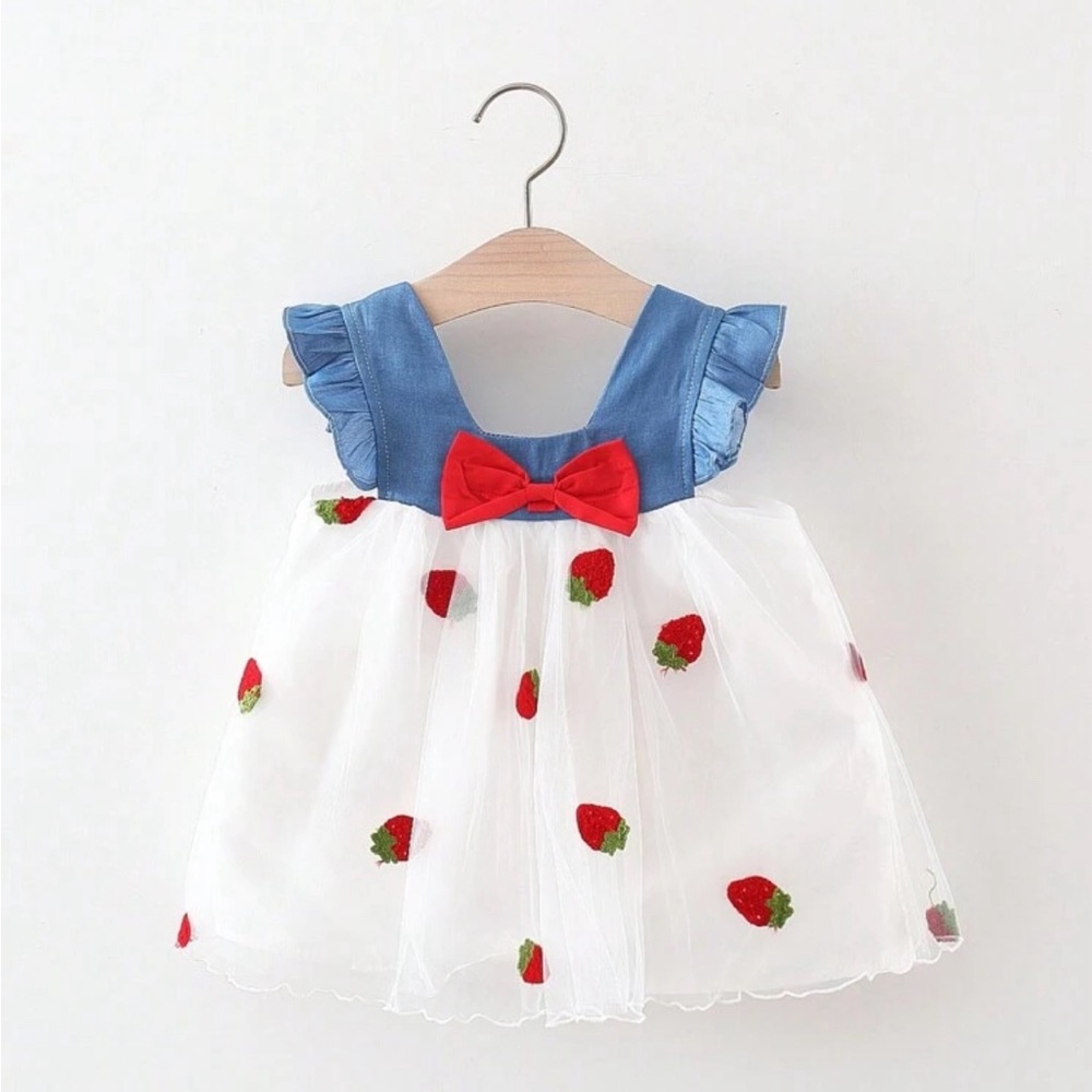 Strawberry theme dress